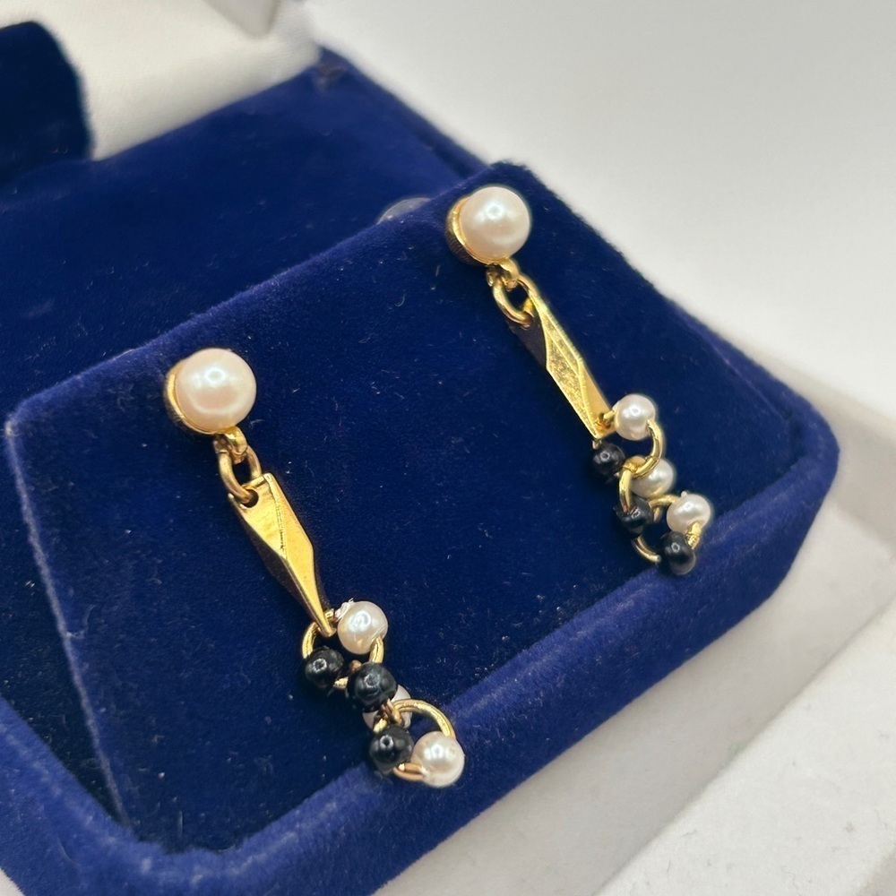 Vintage Marvella Gold Pearl Black Earrings​​​​​